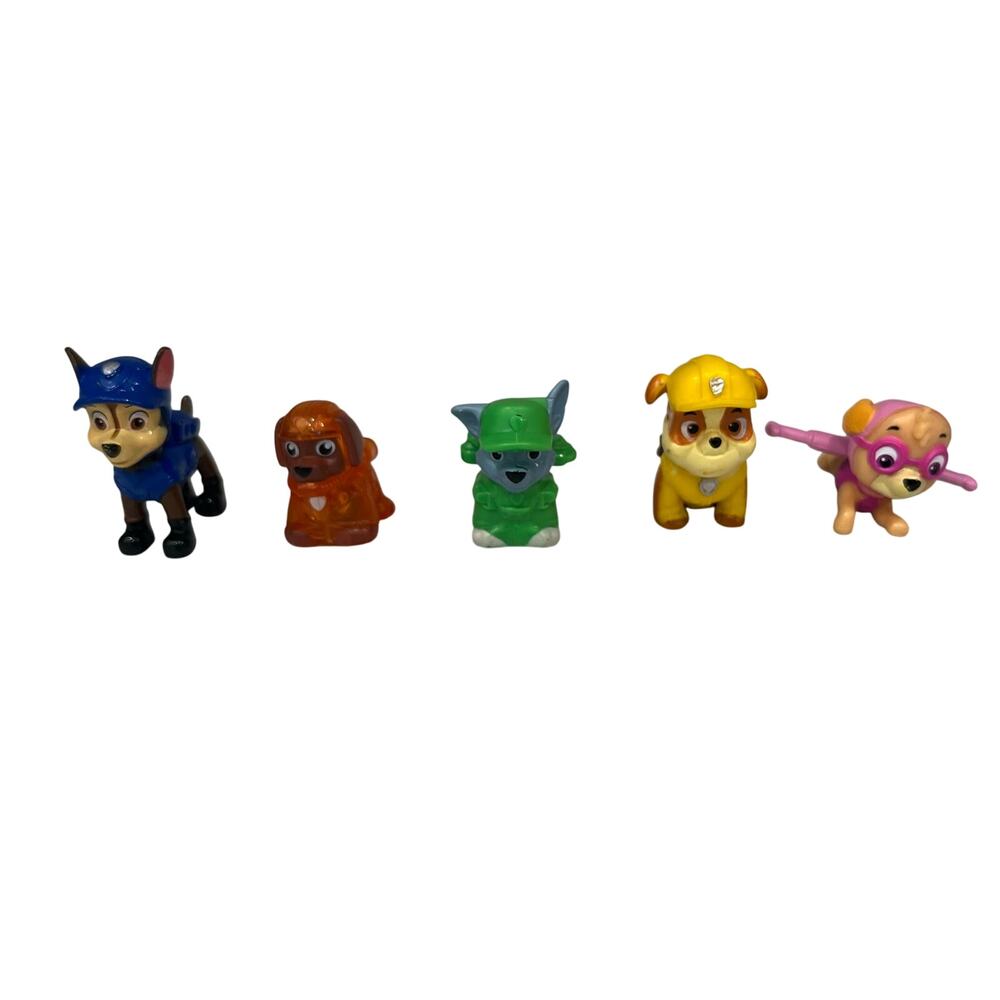 Paw Patrol Mini Figures Lot Of 5 With 2 Micro Movers
